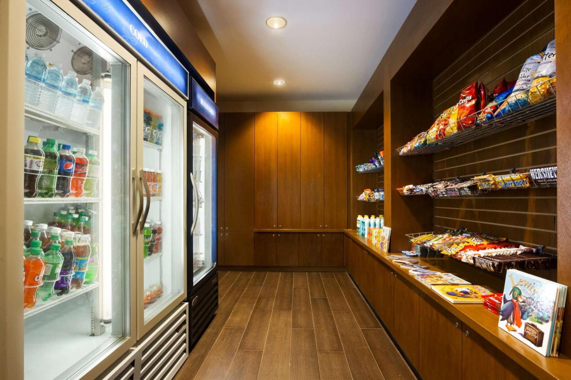 Hilton Garden Inn Baltimore Inner Harbor Bagian luar foto